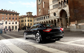 New car Maserati Granturismo 