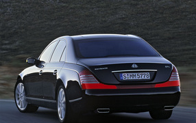 Автомобиль марки Maybach модели 57