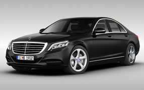 Красивый автомобиль Mercedes C-Class 2014 в Москве