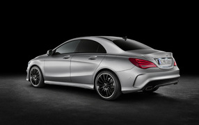 Надежная машина Mercedes C-Class 2014