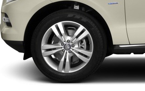 Тест драйв автомобиля Mercedes V-Class 2014