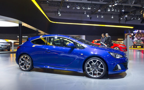 Beautiful car Opel Astra GTC 2014 in Moscow 