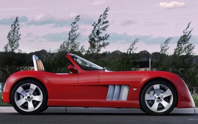 Красный автомобиль