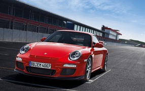 Автомобиль Porsche 911