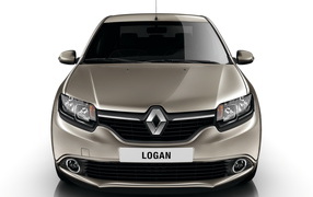 Красивый автомобиль Renault Logan в Москве