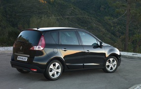 Новый автомобиль Renault Scenic