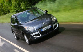Новая машина Renault Scenic