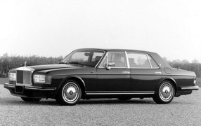 Новый автомобиль Rolls Royce Silver Spirit