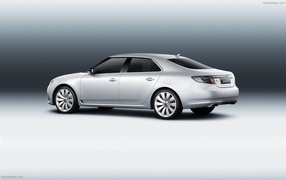  Автомобиль Saab 9-5 на дороге