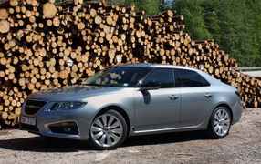 Надежный автомобиль Saab 9-5