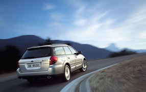 Дизайн автомобиля Subaru Outback