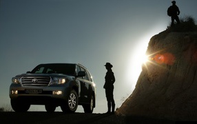 Дизайн автомобиля Toyota Land Cruiser 200
