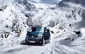Фльксваген транспорт в горах