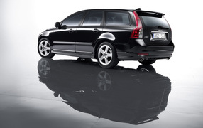 Надежный автомобиль Volvo v50