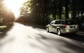 Новый автомобиль Volvo v50