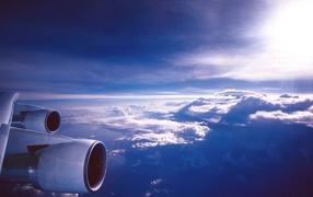 Полет над облаками