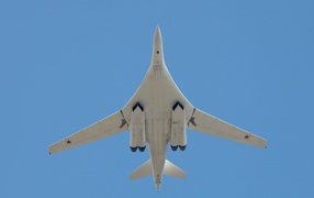 Высотный самолет