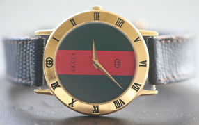 Часы от Gucci