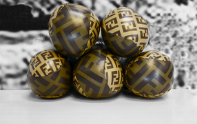 Украшения для дома Fendi