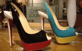 Обувь от Christian Louboutin