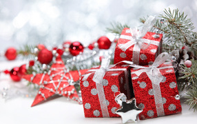 Красные подарки