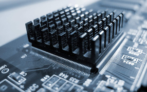 	   Chip and heat sink