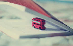 Автобус в книге