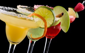 	   Three fruit cocktail