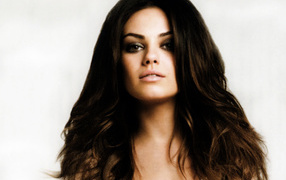 Известная актриса Мила Кунис