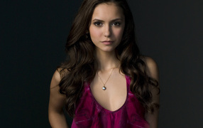 Киноактриса Нина Добрев