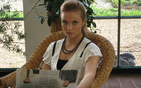 Актриса Татьяна Арнтгольц