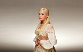 Известная модель Елена Корикова