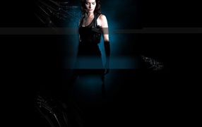 Модель Лина Хиди