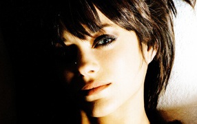 Очаровательная модель Марион Котийяр