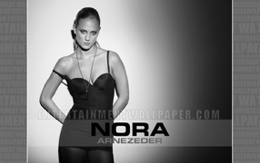 Очаровательная Нора Арнезедер