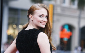 Известная модель Софи Тернер