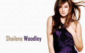 Кинозвезда Шейлин Вудли