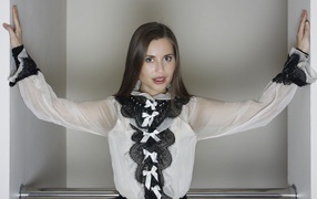 Знаменитая Юлия Михалкова