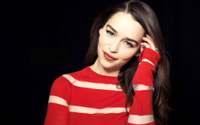 Известная модель Эмилия Кларк