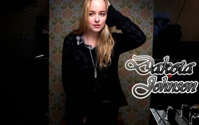 Популярная актриса Дакота Джонсон