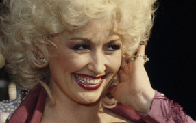 Супермодель Долли Партон