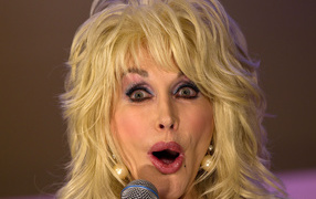 Известная звезда Долли Партон