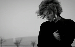 Очаровательная актриса Милен Фармер