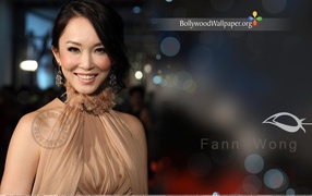 Популярная модель Фэнн Вонг