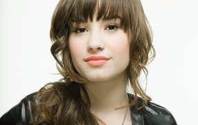 Модель Деми Ловато