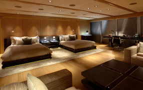 Спальня с двумя кроватями