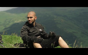 Популярный киноактер Тимати