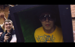 Популярный Витя АК