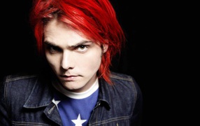 Популярная Кинозвезда Джерард Уэй