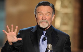 Актер Робин Уильямс получает награду